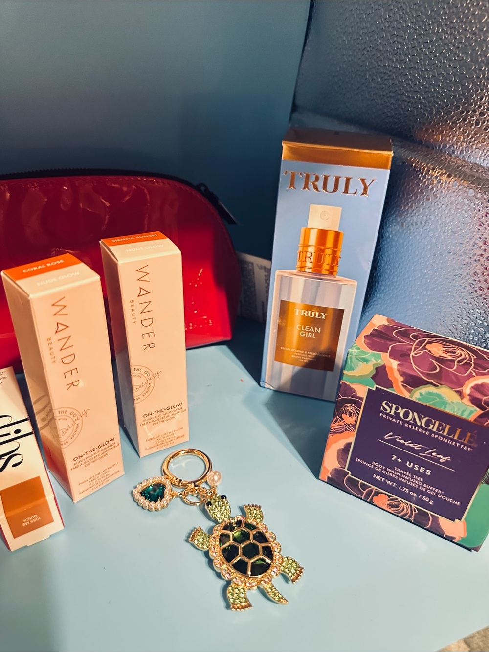 Wander Beauty On-The-Glow & Solis Love Creams see all pictures Great bundle - Picture 4 of 9